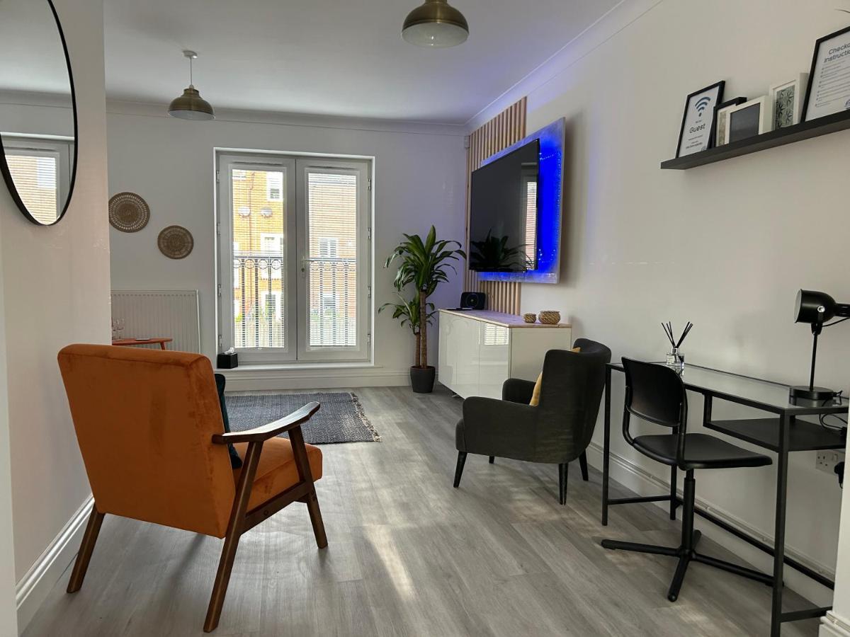 The Town House, Whole House Suitable For Contractors And Families Маркет-Гарборо Екстер'єр фото